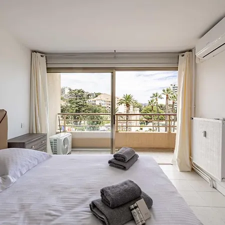 Very Nice Renovated - La Bocca - *